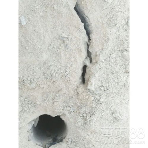 金屬礦石開(kāi)采中的靜態(tài)膨脹預(yù)裂爆破劈裂機(jī)技術(shù)